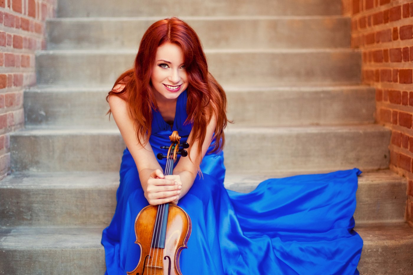 Chloé Trevor Woodard with violin